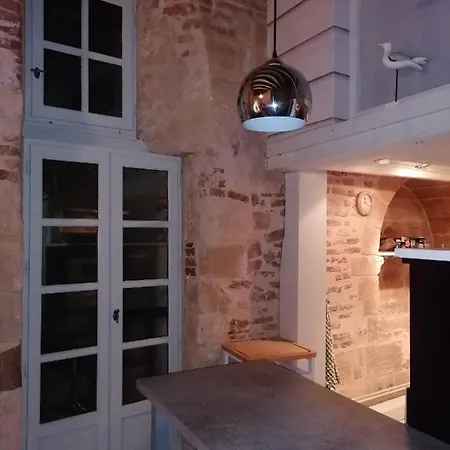 A Deux Pas Apartment Bergerac