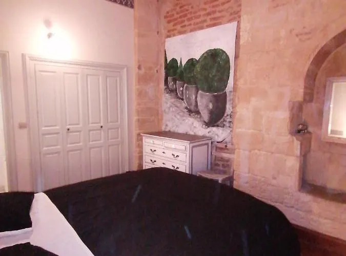 A Deux Pas Apartment *